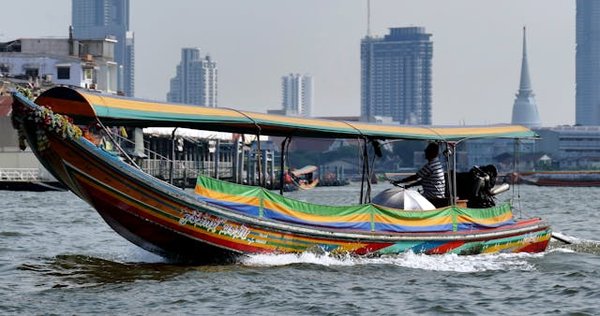 Quels sont les meilleurs circuits pour une croisière sur le fleuve Chao Phraya, Thaïlande : itinéraires et conseils pratiques ?